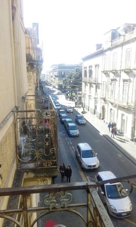 Suites In Sicily Acireale Εξωτερικό φωτογραφία